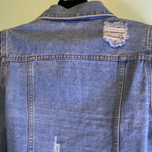 Denim Blvd Los Angeles Jean Jacket Women’s  Medium Distressed Cropped Boho - Picture 8 of 11